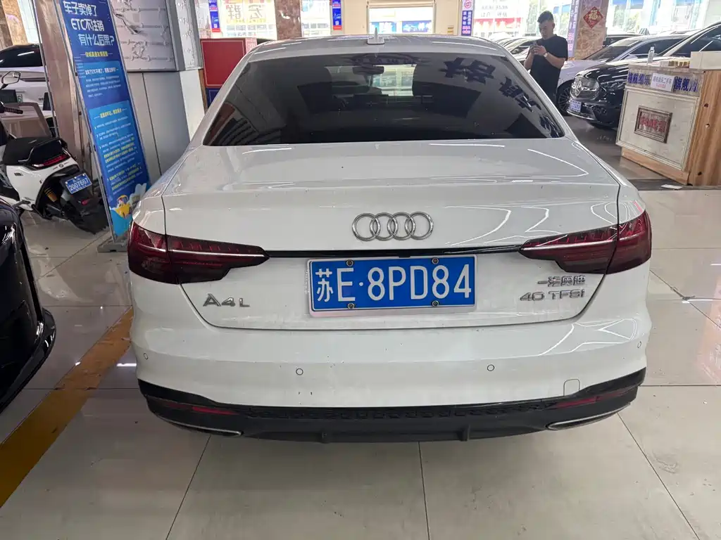 Audi A4L — миниатюра 10
