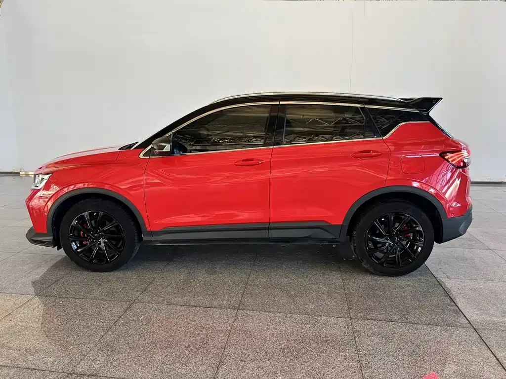 Geely Binyue — миниатюра 3