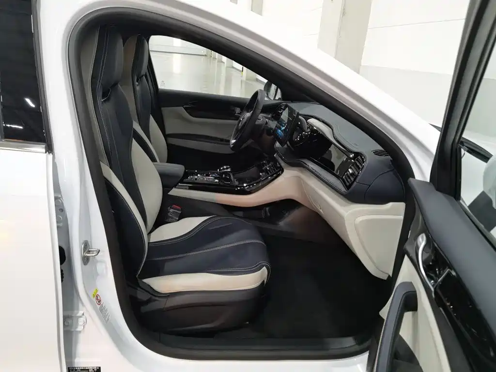 BYD Qin PLUS — миниатюра 23