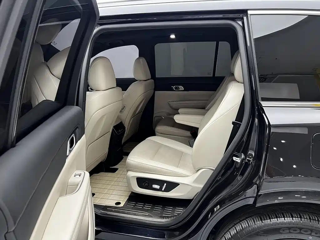 Li Auto Li ONE — миниатюра 5