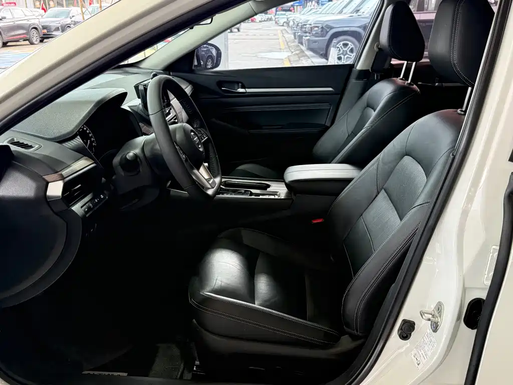 Nissan Teana — миниатюра 8