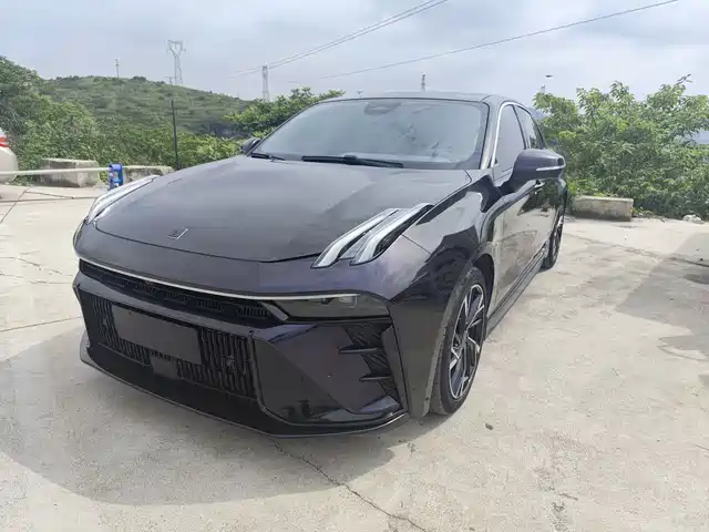 2023 Lynk & Co 03