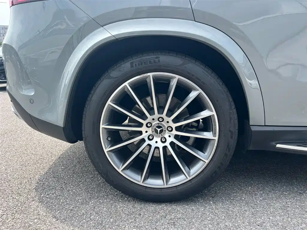 Mercedes-Benz GLE (Import) — миниатюра 10