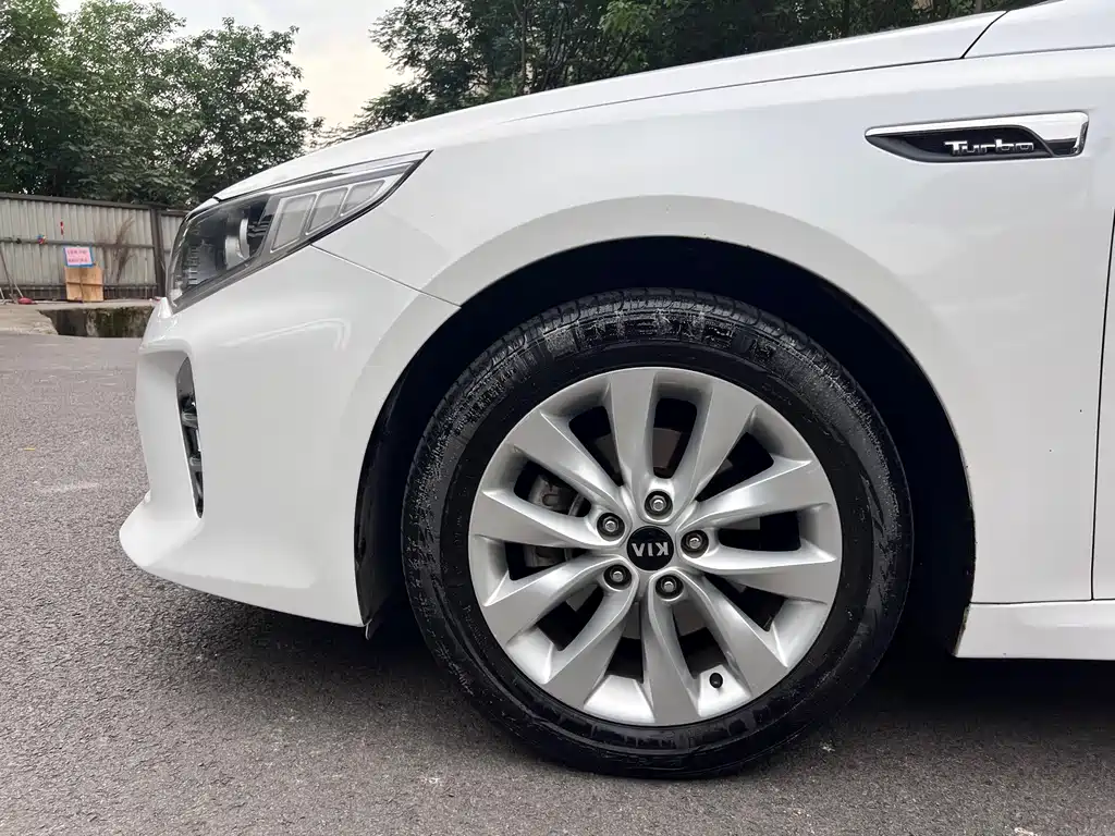 Kia K5 — миниатюра 5