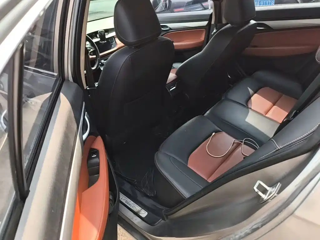 Geely Vision S1 — миниатюра 20