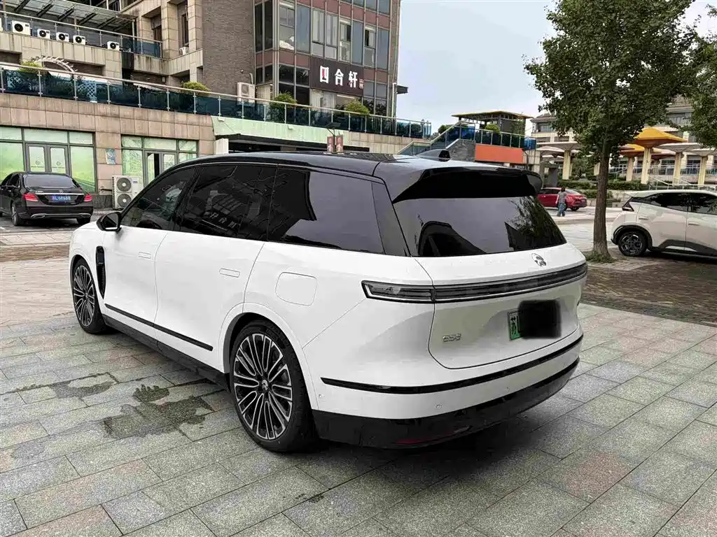 NIO ES8 — миниатюра 2