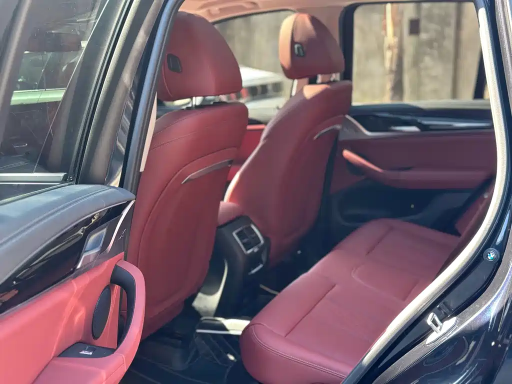 BMW X3 — миниатюра 9