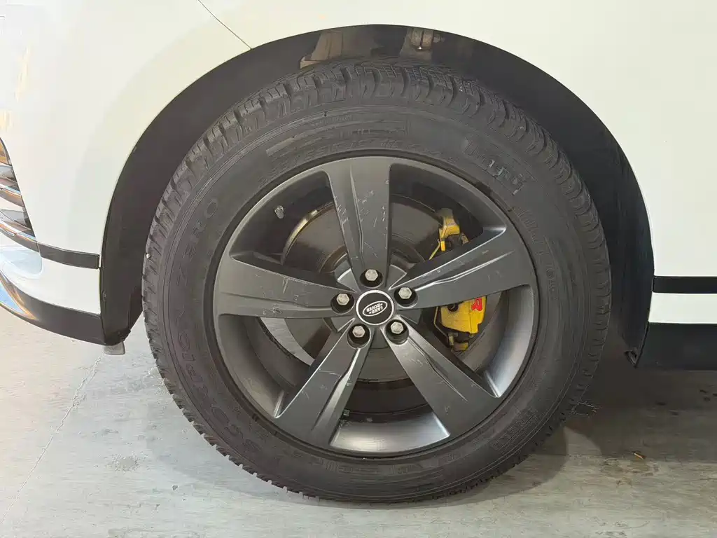 Land Rover Velar — миниатюра 4