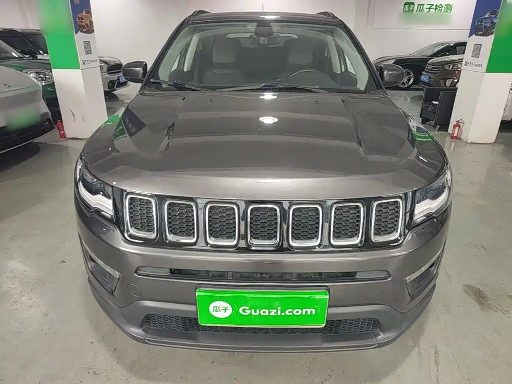 Jeep Compass — миниатюра 3