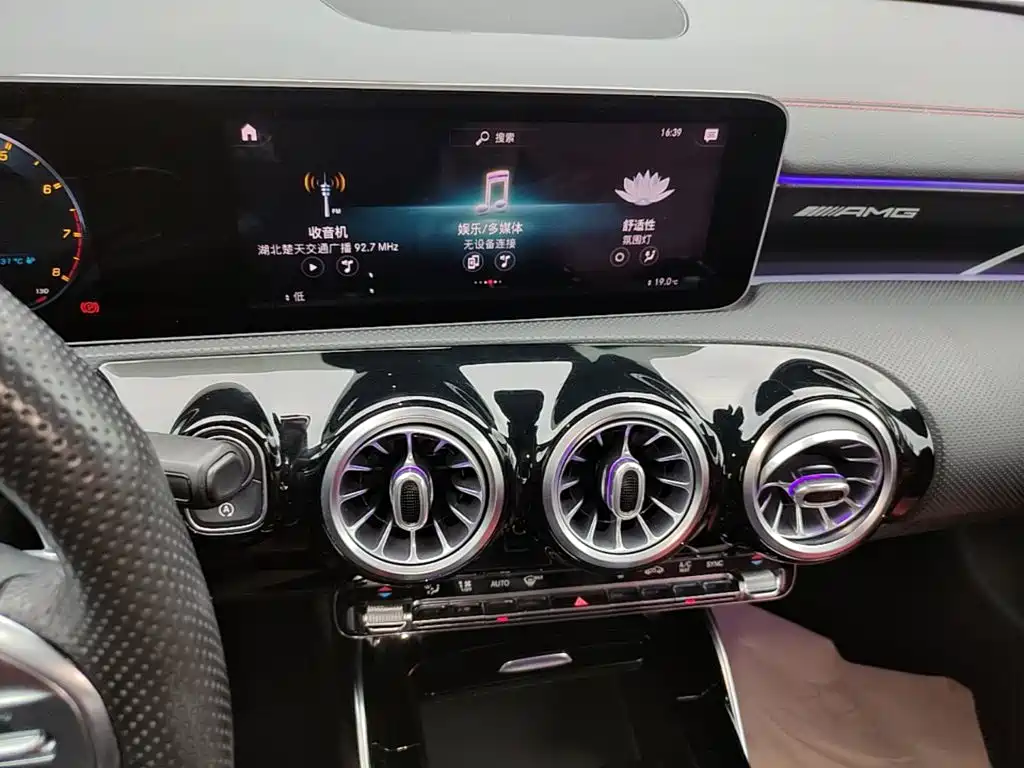 Mercedes-Benz A-Class AMG — миниатюра 13