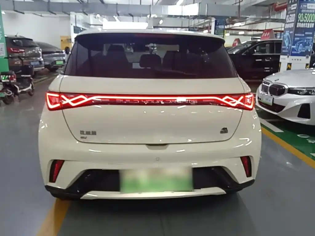 BYD Dolphin — миниатюра 6