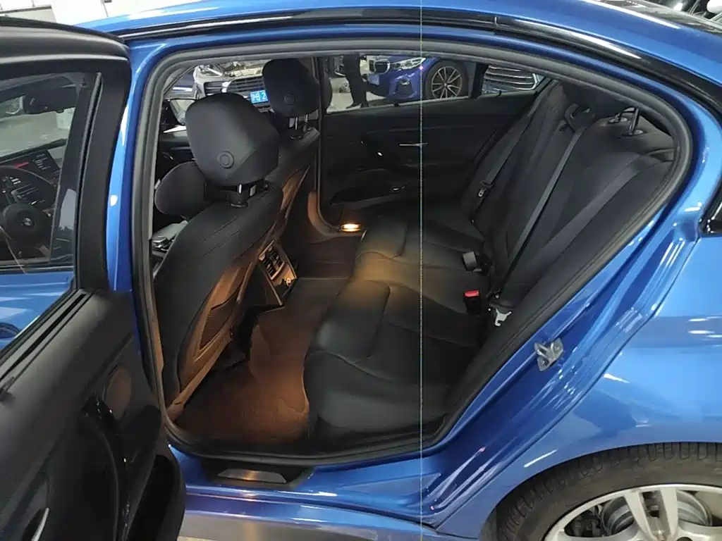 BMW 3 Series — миниатюра 17