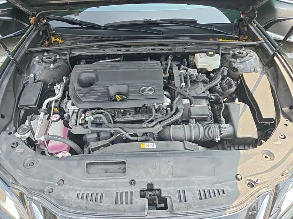 Lexus ES — миниатюра 20