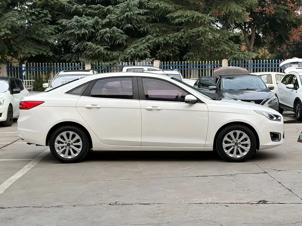 Ford Escort — миниатюра 16