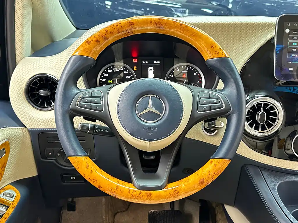 Mercedes-Benz Vito — миниатюра 15