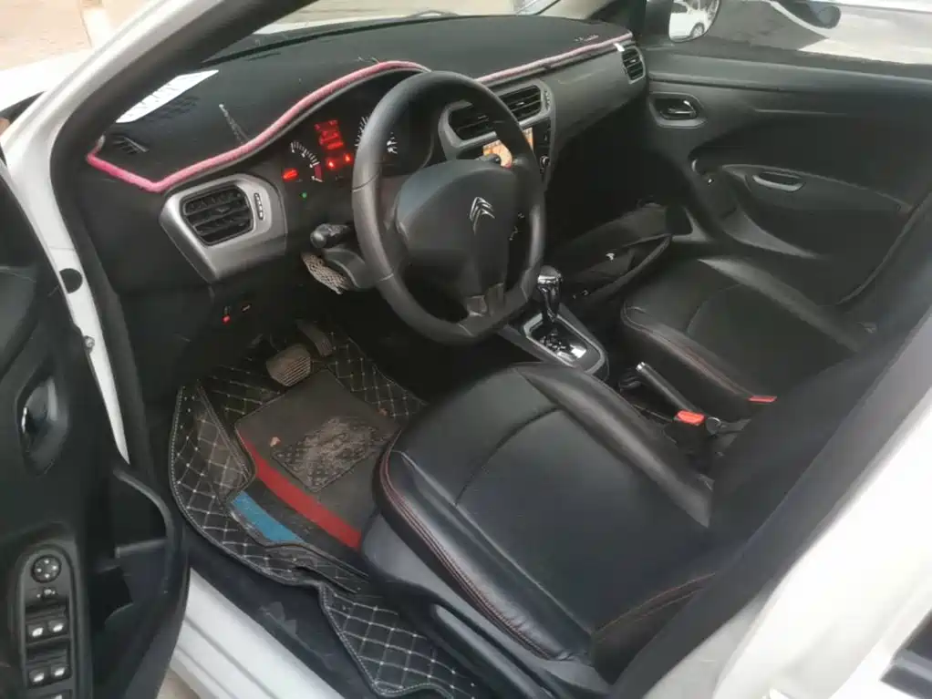 Citroen Elysee — миниатюра 16