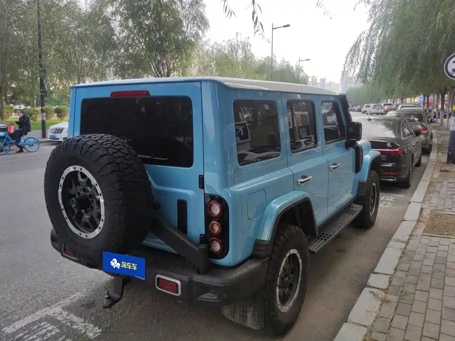 212 212 T01 — миниатюра 3