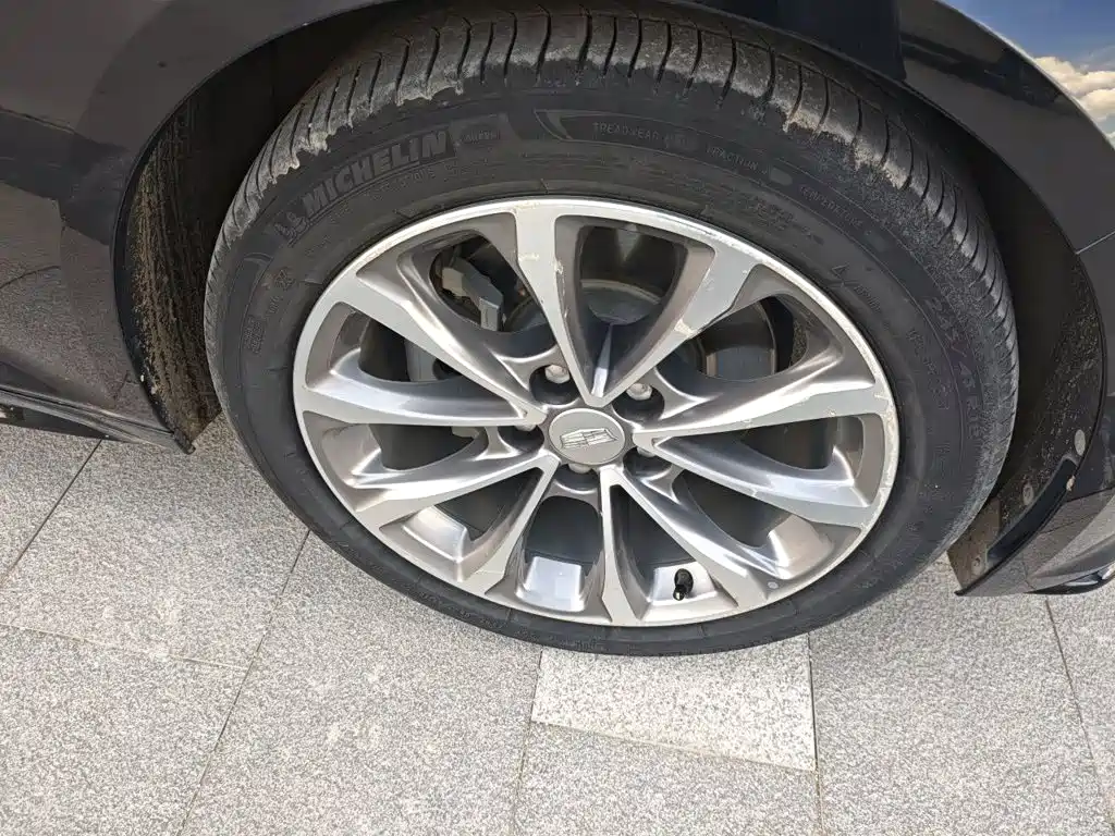 Cadillac CT5 — миниатюра 24