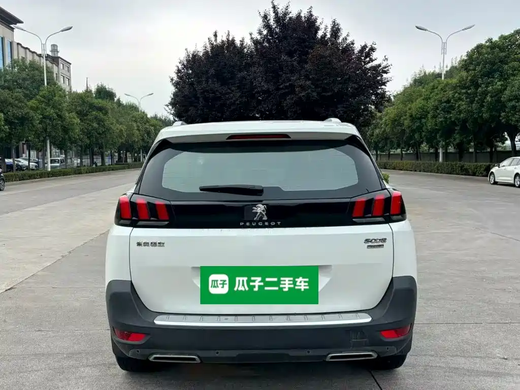Peugeot 5008 — миниатюра 6