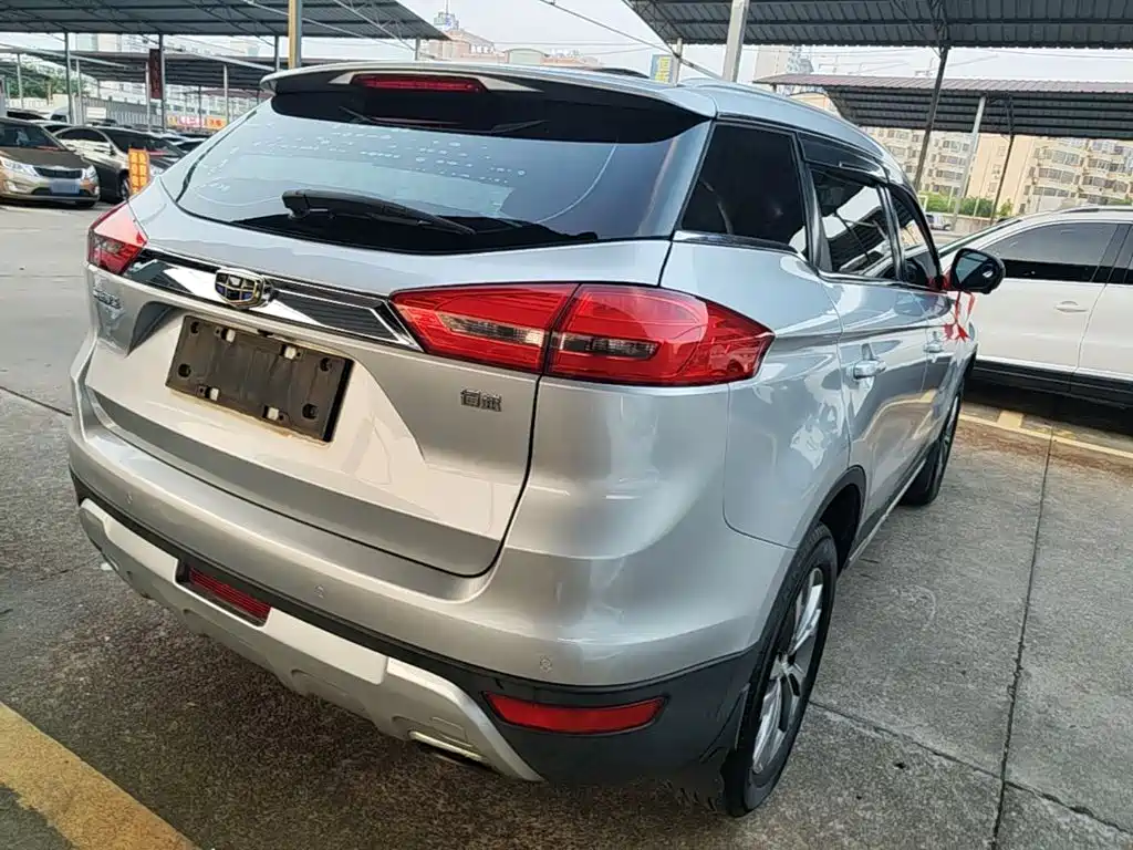 Geely Boyue — миниатюра 7
