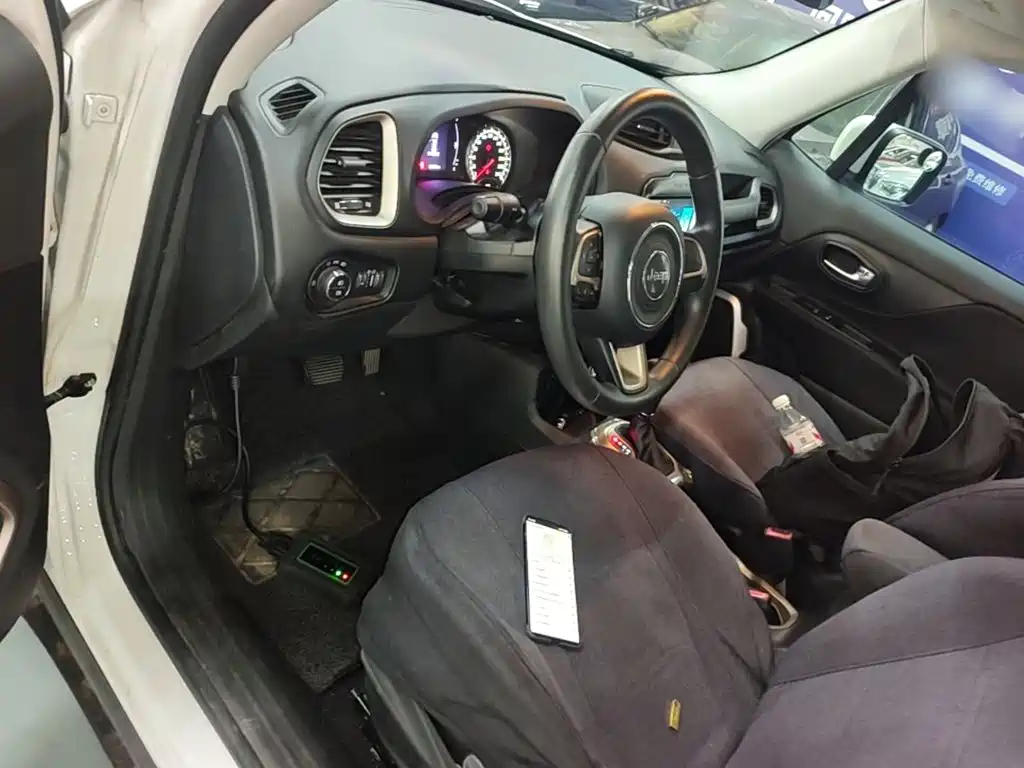 Jeep Renegade — миниатюра 16