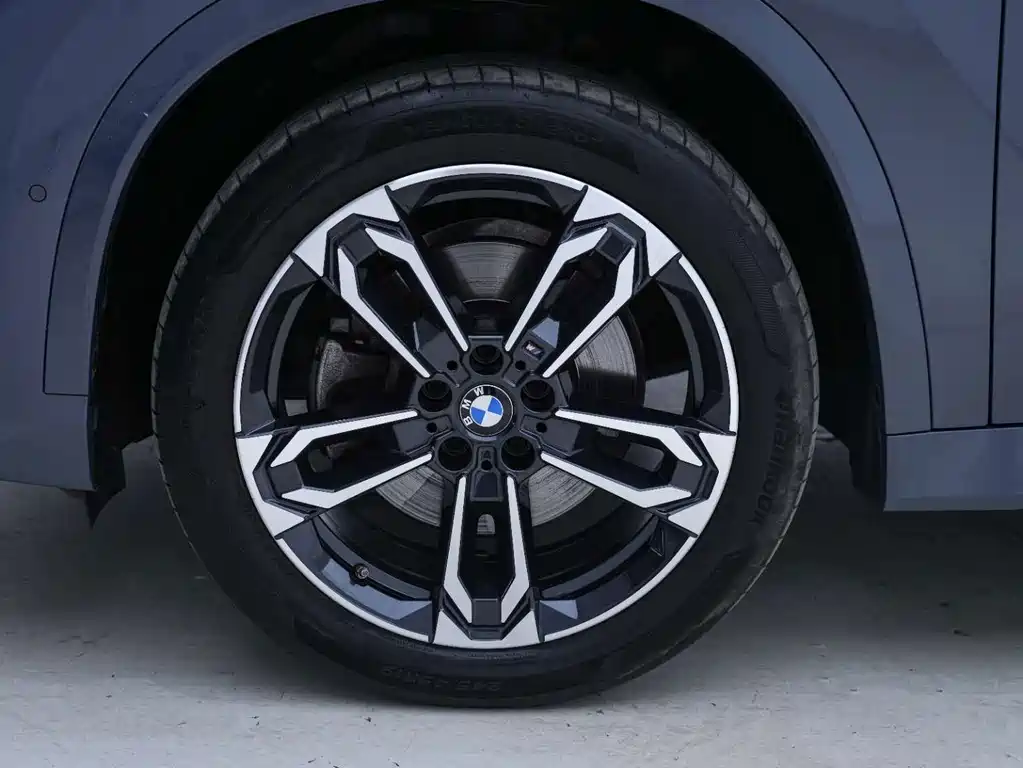BMW X1 — миниатюра 11