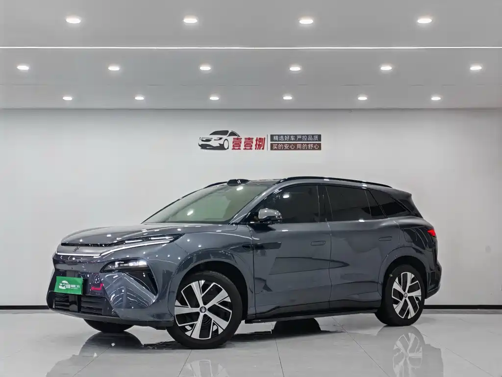 Byd 唐L 2025