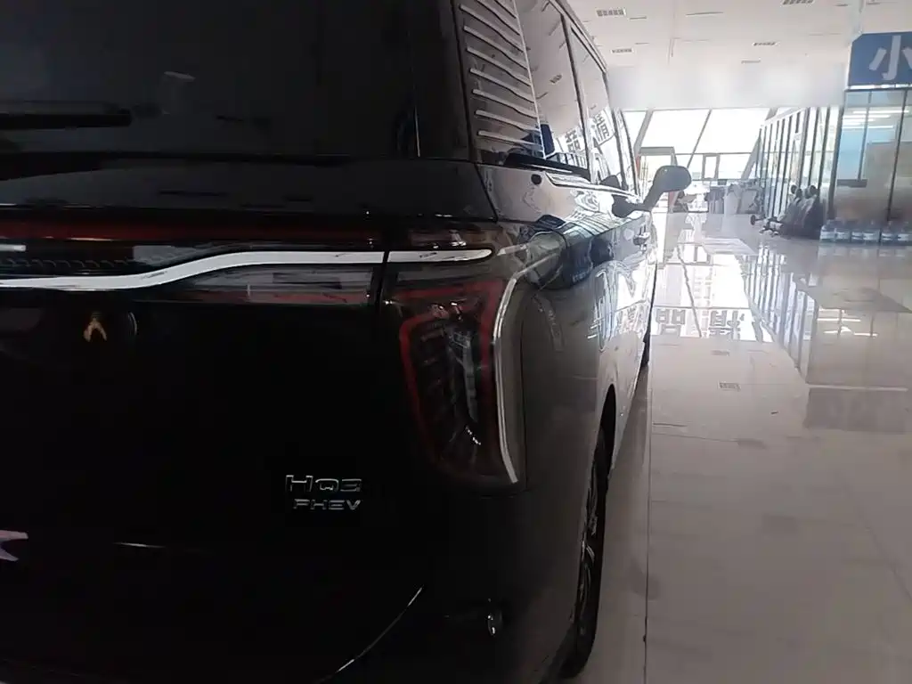 Hongqi Hongqi HQ9 PHEV — миниатюра 8