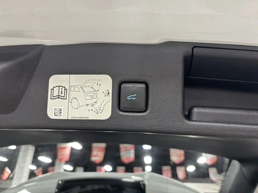 Ford Escape — миниатюра 17