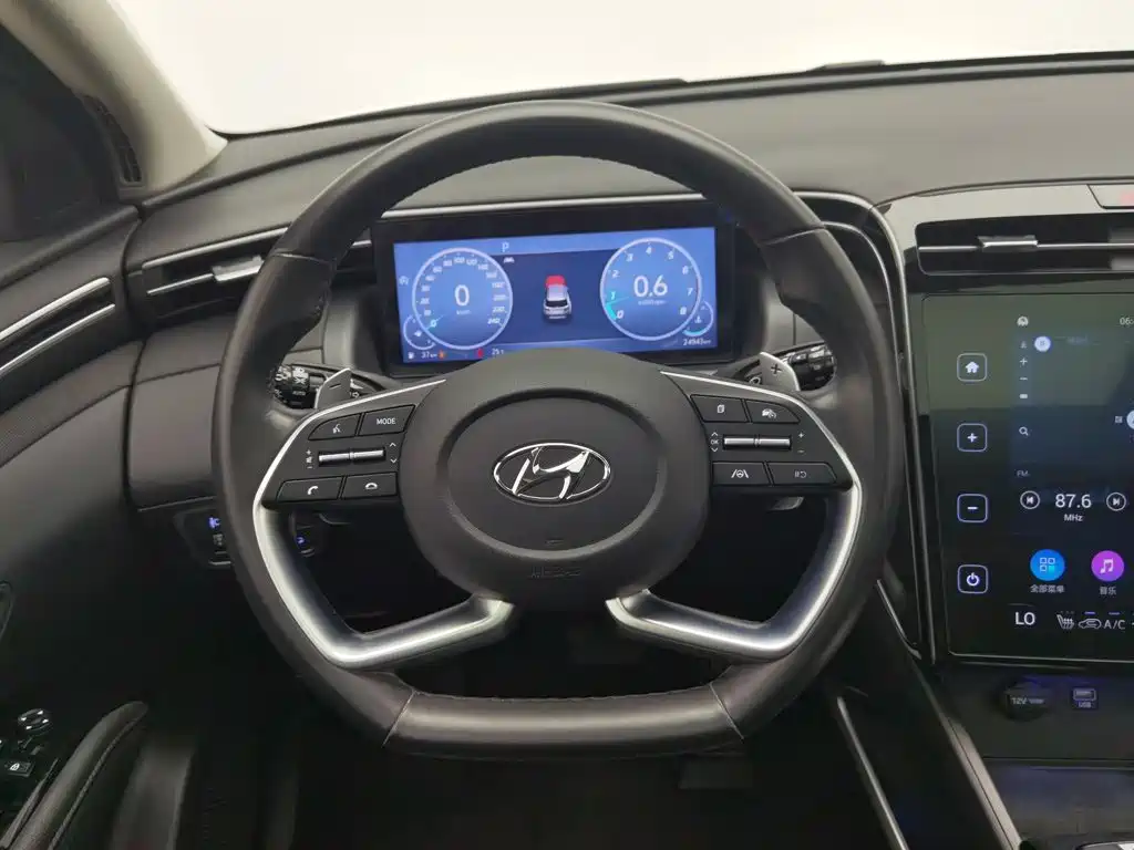 Hyundai Tucson — миниатюра 11