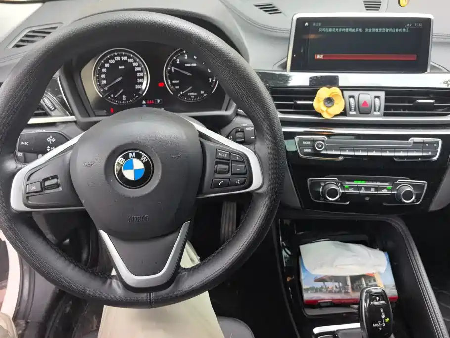 BMW X2 (Import) — миниатюра 12