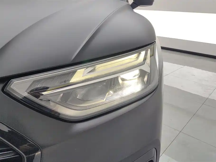 Audi Q5L 2023 40T Luxury