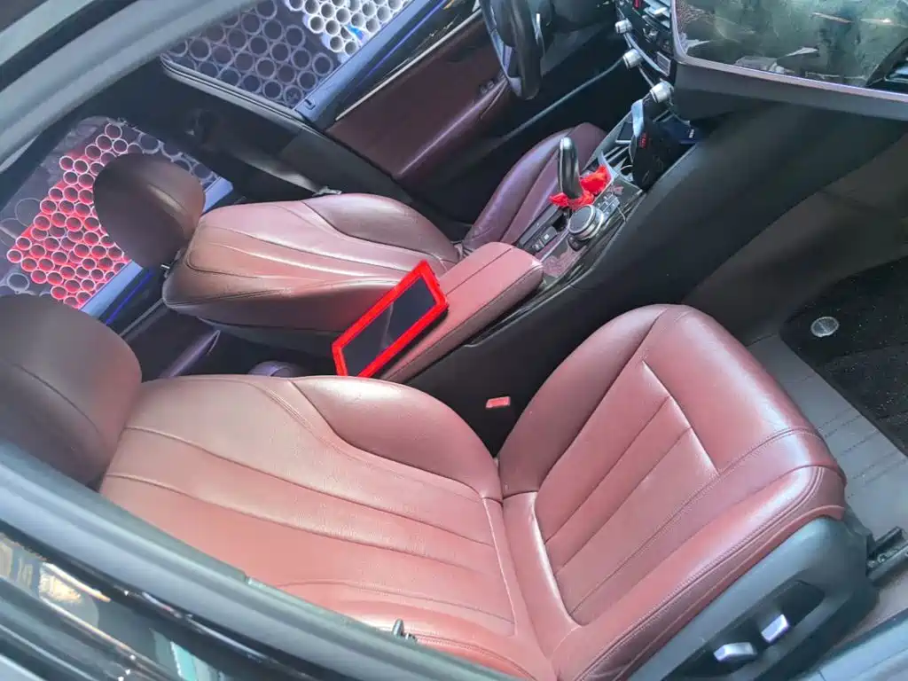 BMW 5 Series — миниатюра 25