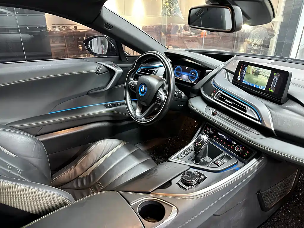 BMW i8 — миниатюра 10
