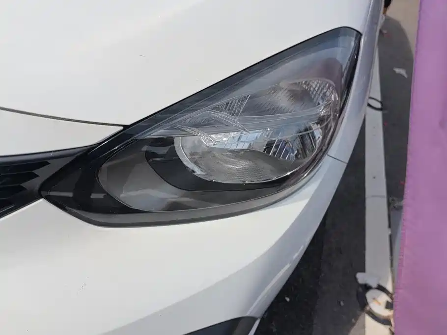 Honda Fit — миниатюра 5