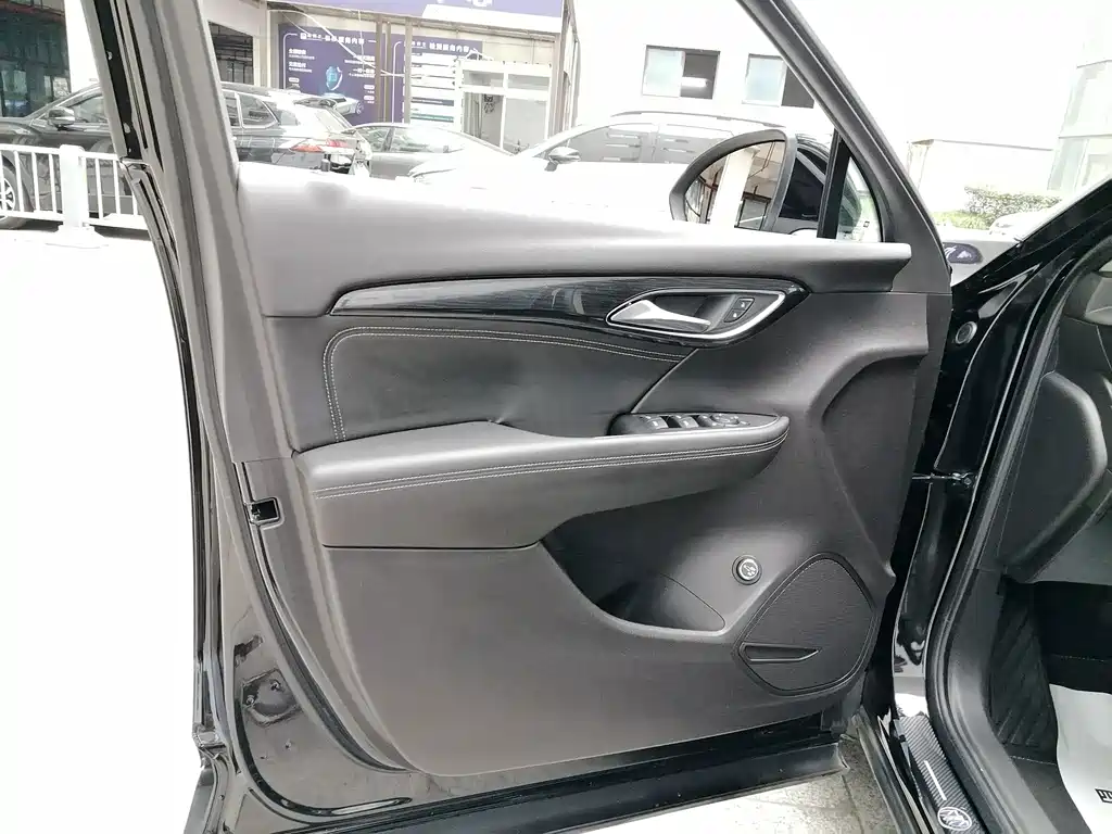 Buick Envision S — миниатюра 17