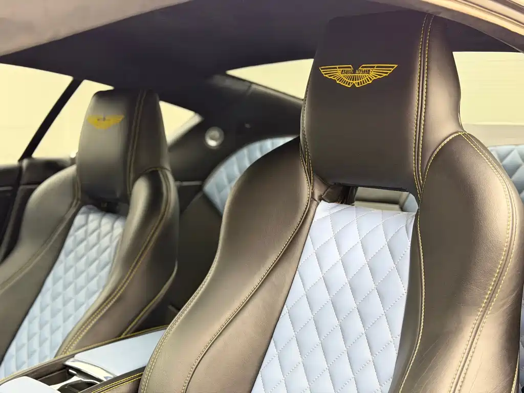 Aston Martin DB9 — миниатюра 21
