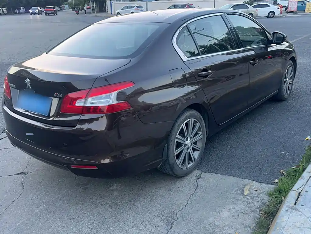 Peugeot 408 — миниатюра 26