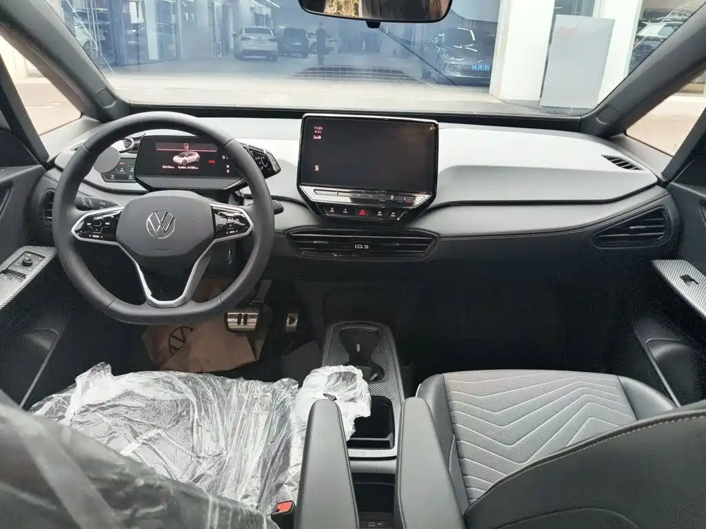 Volkswagen ID.3 — миниатюра 10