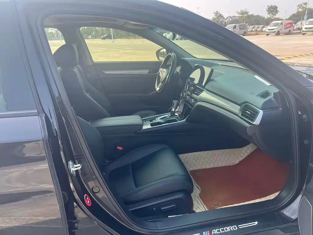 Honda Accord 2022 260TURBO Luxury