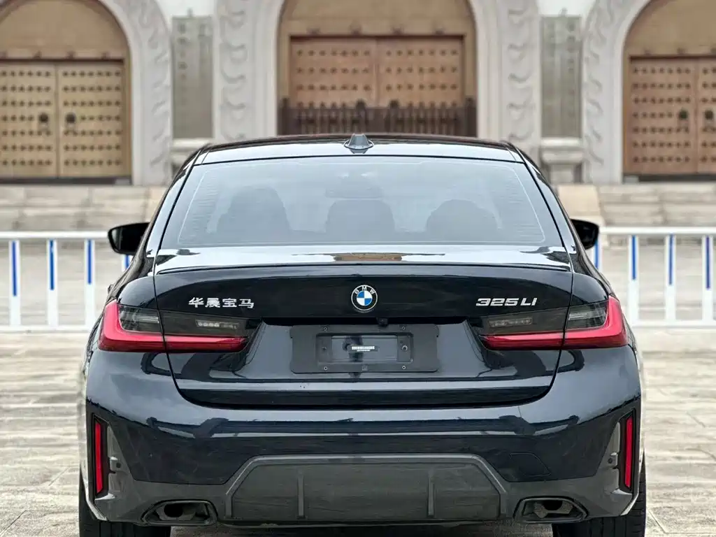 BMW 3 Series — миниатюра 8
