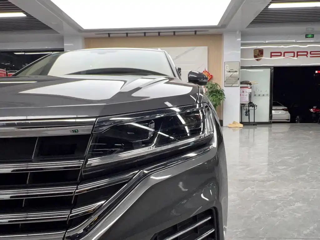 Volkswagen Touareg — миниатюра 9
