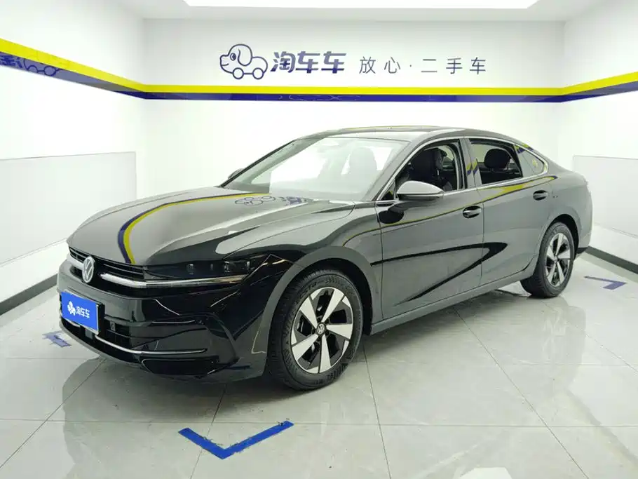 迈腾 2024款  300TSI DSG尊享版显眼包 2025
