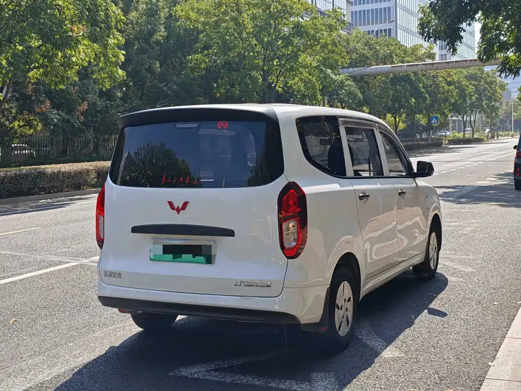 Wuling Hongguang EV — миниатюра 7
