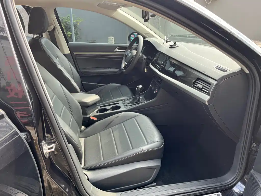 Volkswagen Lavida — миниатюра 8