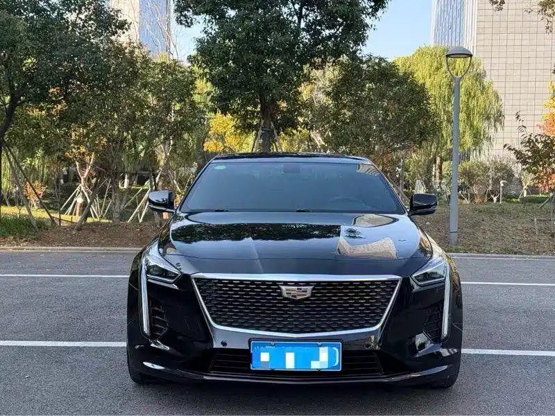 CADILLAC CT6