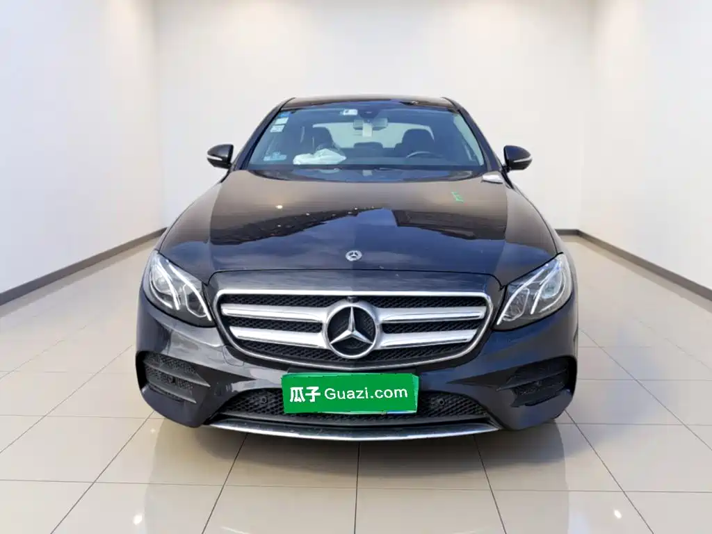 Mercedes-Benz E-Class — миниатюра 2