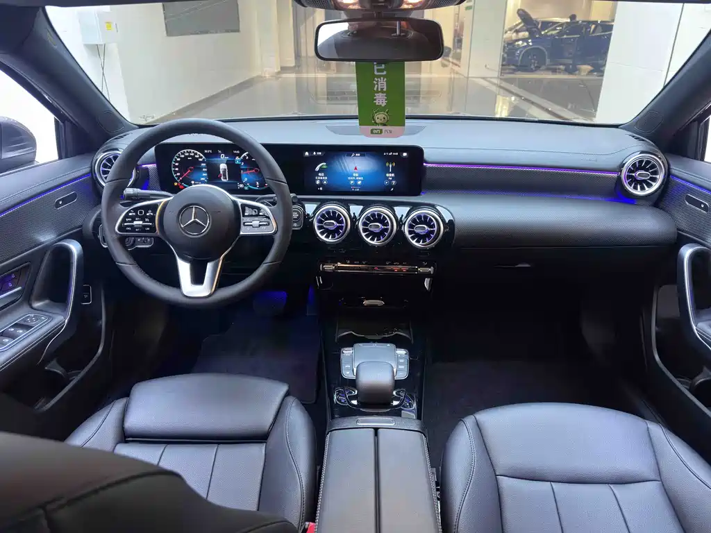 Mercedes-Benz A-Class — миниатюра 16
