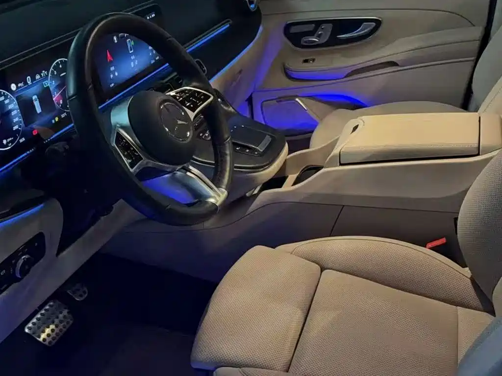 Mercedes-Benz V-Class — миниатюра 6