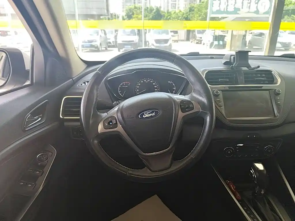 Ford Escort — миниатюра 11